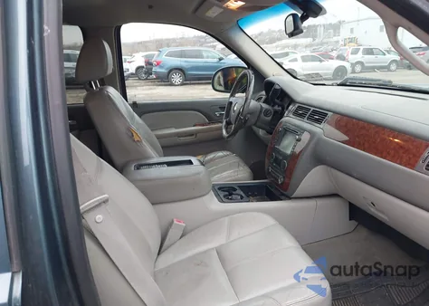 2009 Chevrolet Silverado 1500 Ltz из США, поврежденный, VIN 3GCEK33MX9G113530